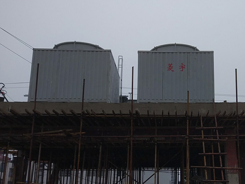 广西200吨冷却塔两台